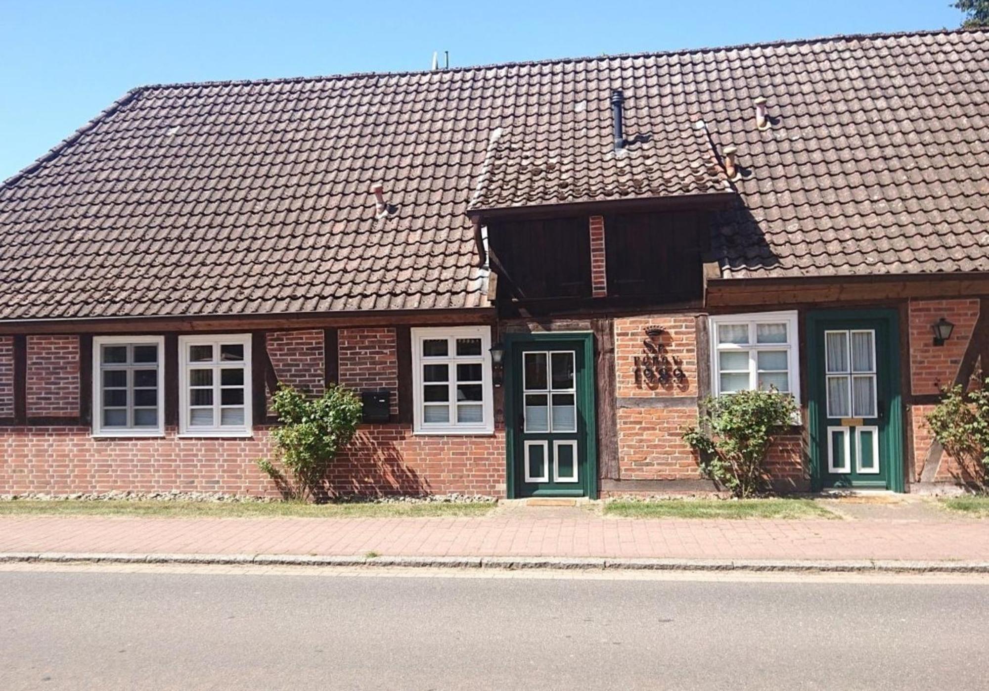 Luedersburger Strasse 19B Apartment Exterior photo